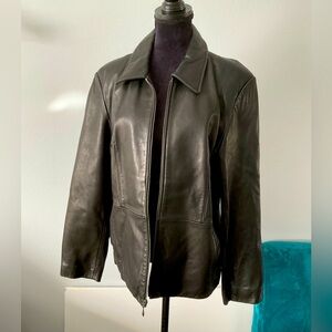 Nice genuine leather jacket 🖤🖤